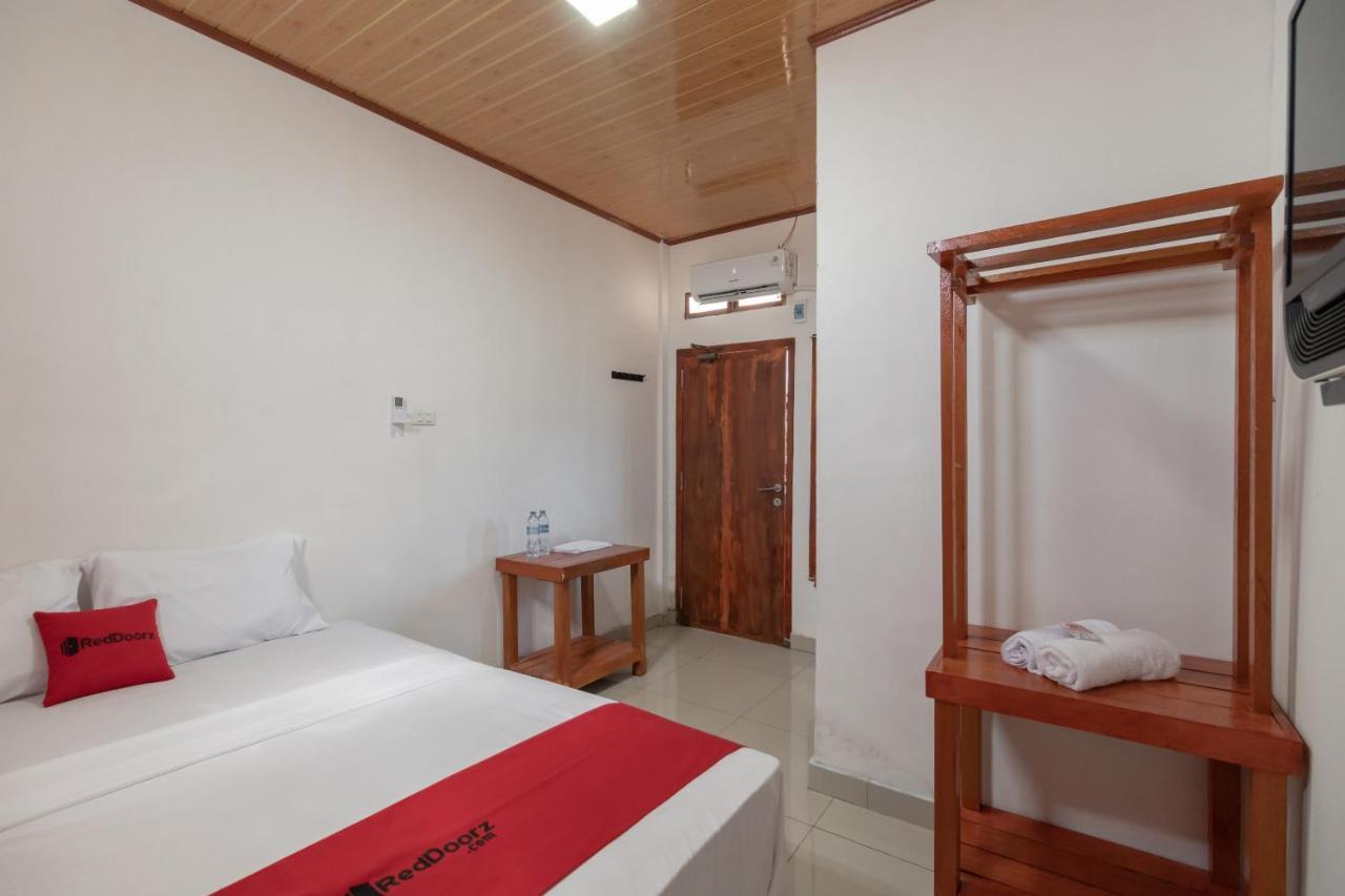 Reddoorz Syariah Near Jakabaring Sport City Palembang Exterior foto