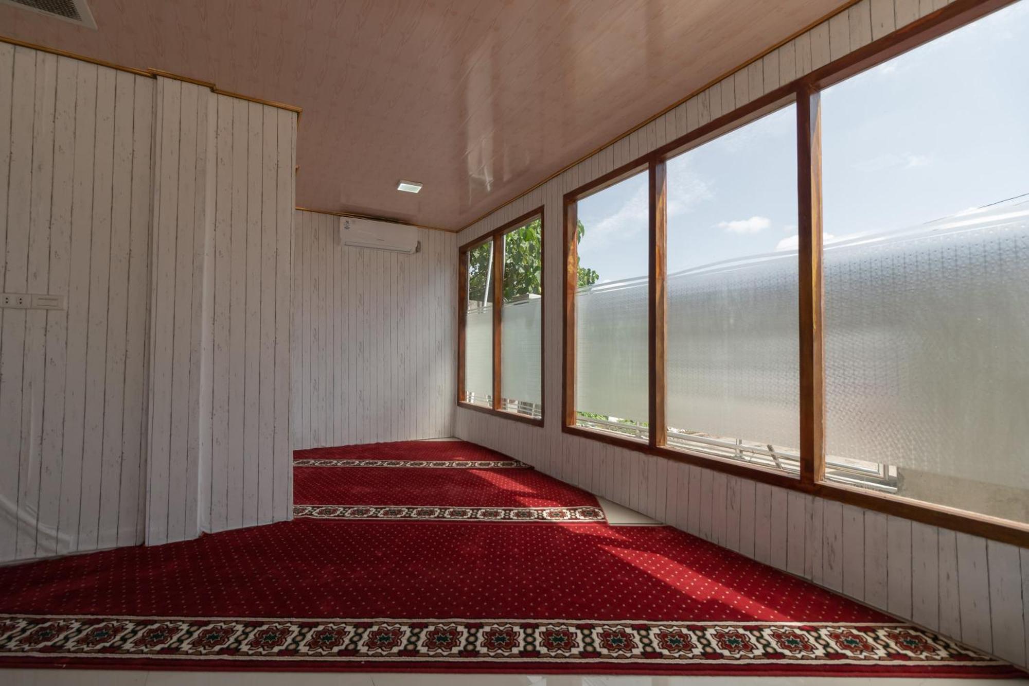 Reddoorz Syariah Near Jakabaring Sport City Palembang Exterior foto